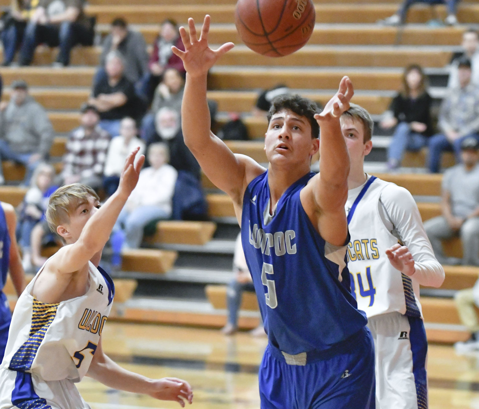 122718 Taft Lompoc b basketball 13.jpg